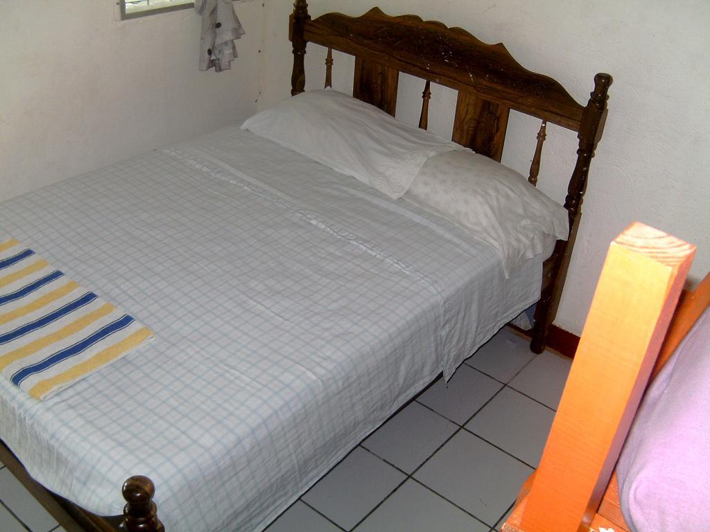 Hostel Tadeo San Juan Del Sur Chambre photo