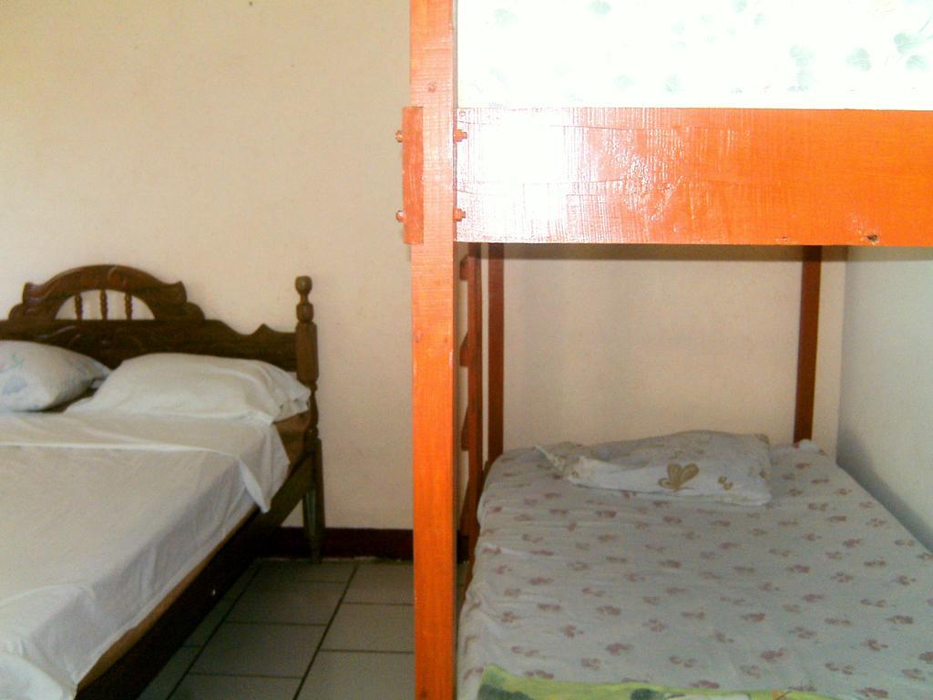 Hostel Tadeo San Juan Del Sur Chambre photo