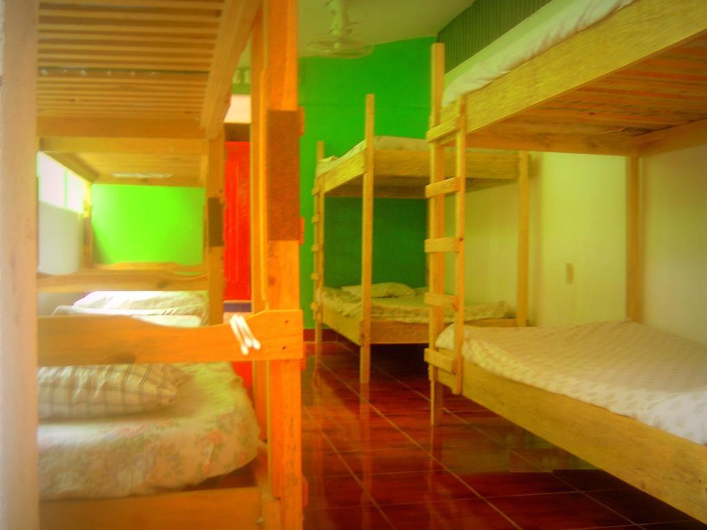 Hostel Tadeo San Juan Del Sur Chambre photo